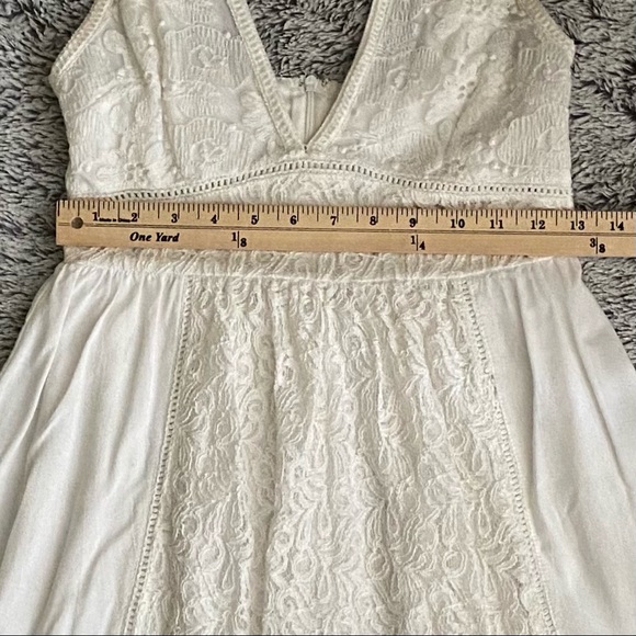 IN THE BEGINNING WHITE•LACE•SUNDRESS•DRESS•SHORT DRESS•EMPIRE WAIST•DEEP V•SMALL - Picture 11 of 13
